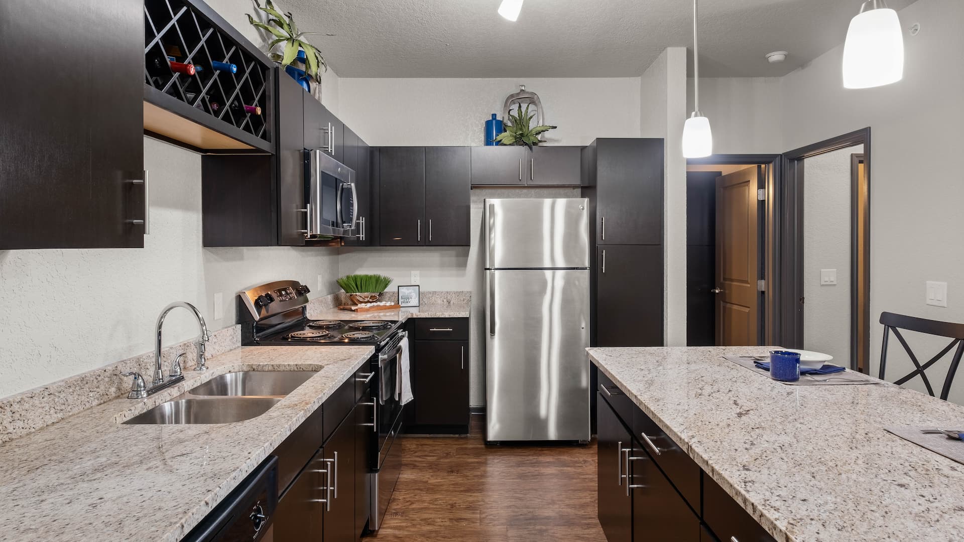 Photos of Springs at Knapp's Crossing in Grand Rapids, MI